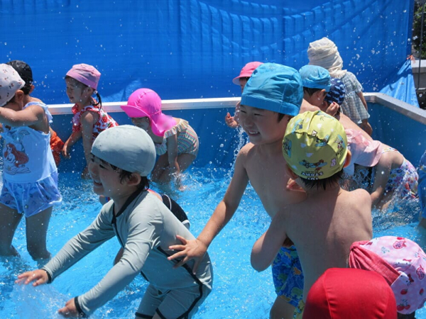 初めての水遊び！《年少》